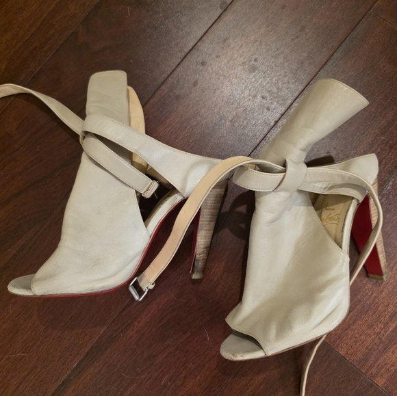 Christian Louboutin Hippik Nappa Booties Open Toe Heels 37.5 7.5 - Picture 2 of 8